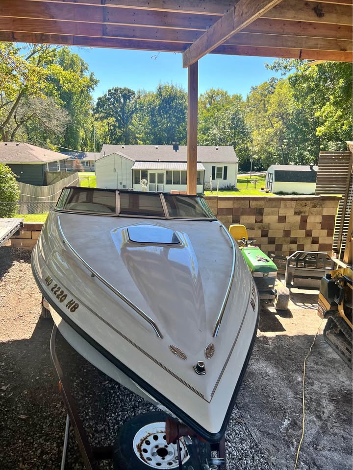 1996 1996 1996 CROWN/INE 225 1996 crown/ine 225 7.4 engine for sale in Kansas City, MO