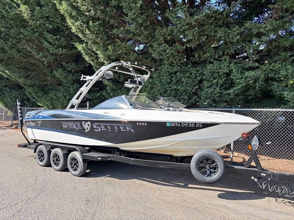 2012 Malibu Wakesetter 247 LSV for sale in Issaquah, WA