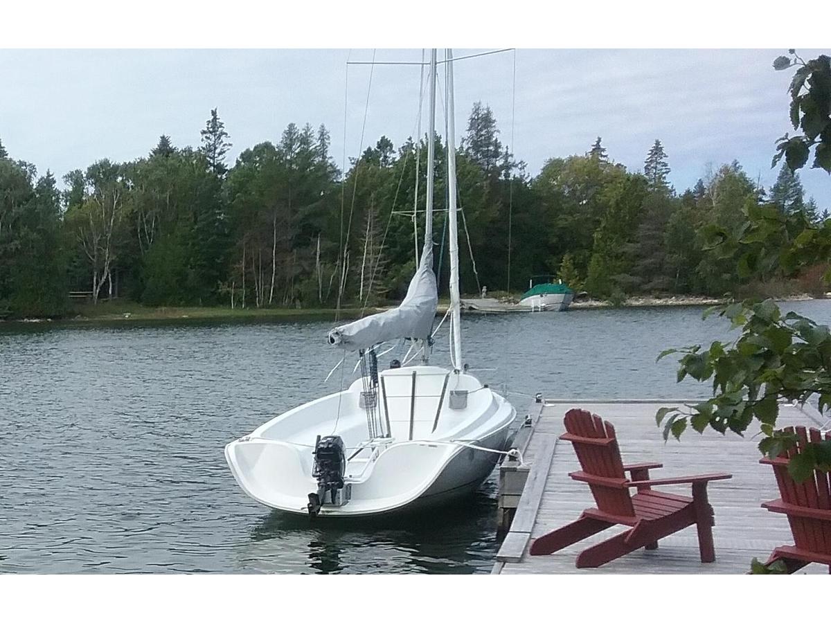 21.6' Hunter 216 for sale in Outside United States