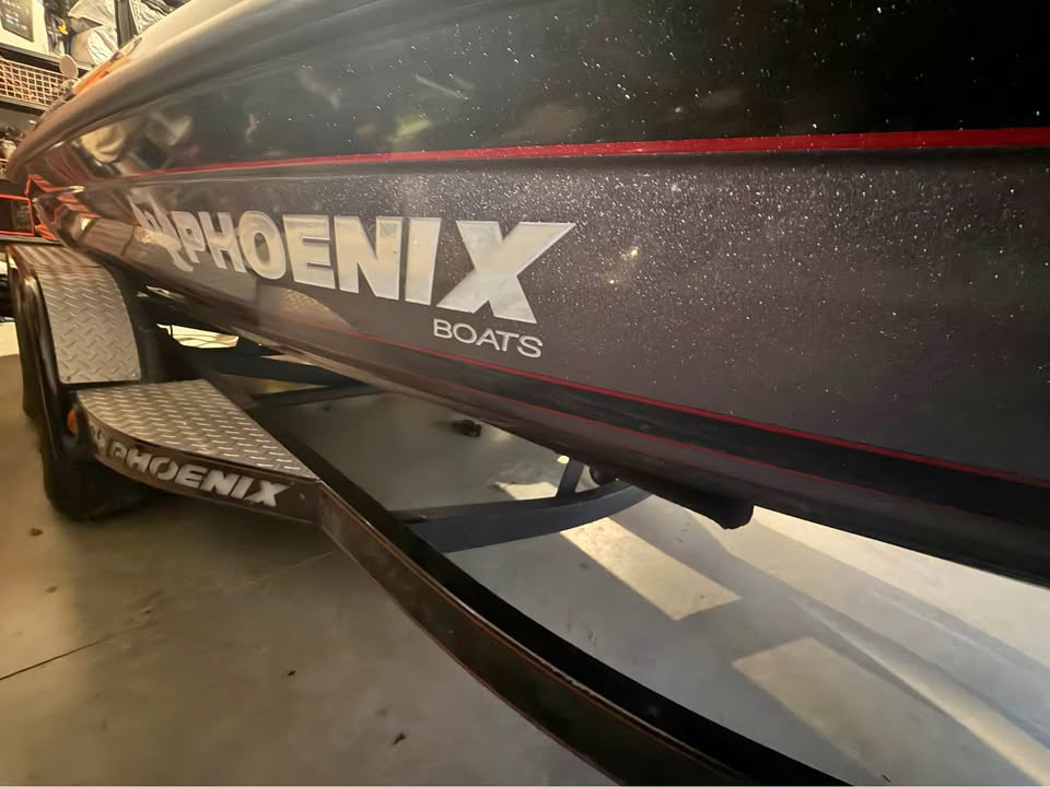 2011 Phoenix Bass Boat with 225 2011 Mercury Pro XS Engine for sale in Springfield, TN