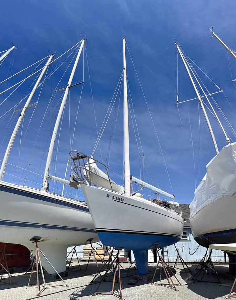 Freedom Sailboat for sale in Bristol, RI