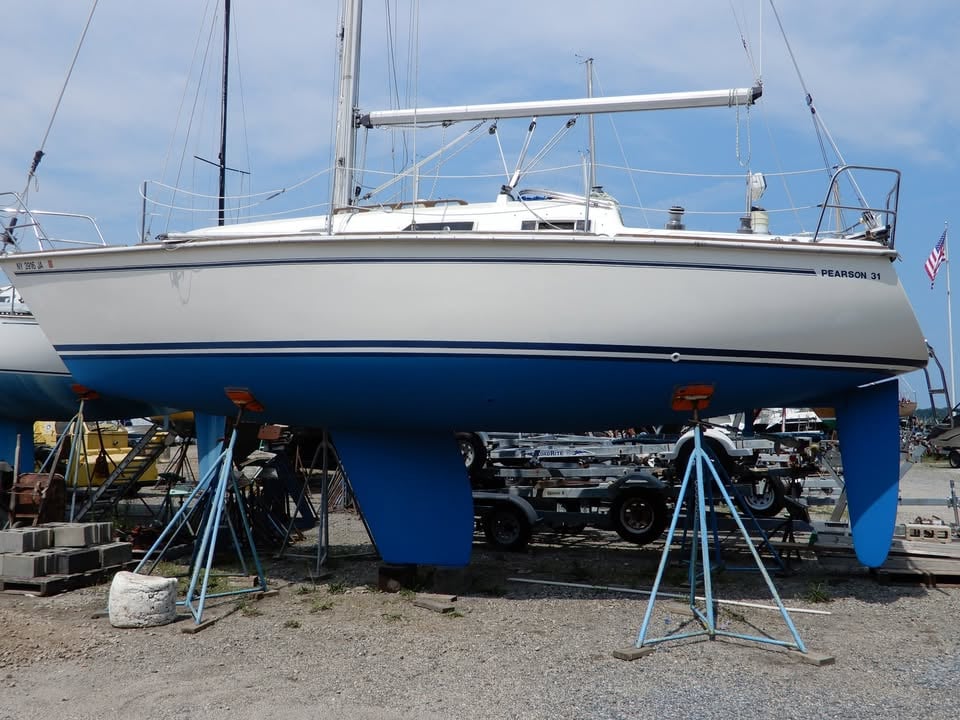 1987 Pearson 31-2 for sale in Breezy Point, NY
