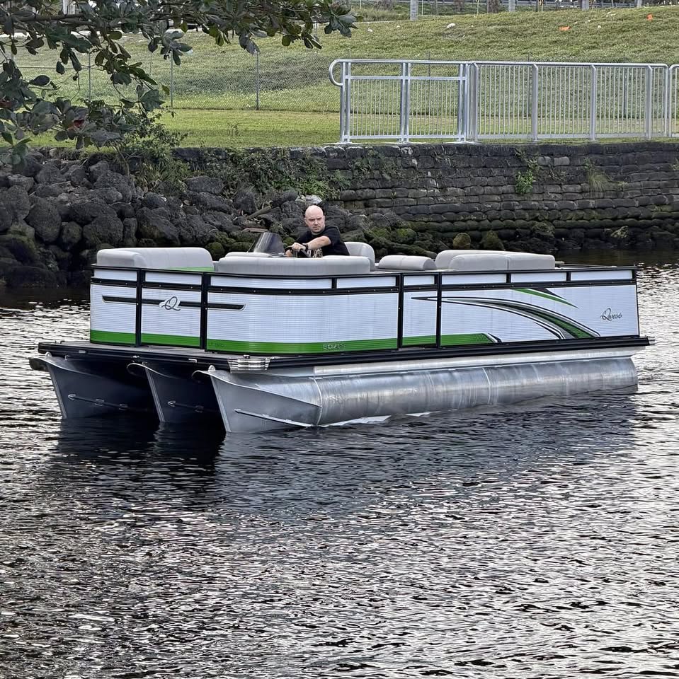2023 Qwest pontoons LT 820 for sale in Fort Lauderdale, FL