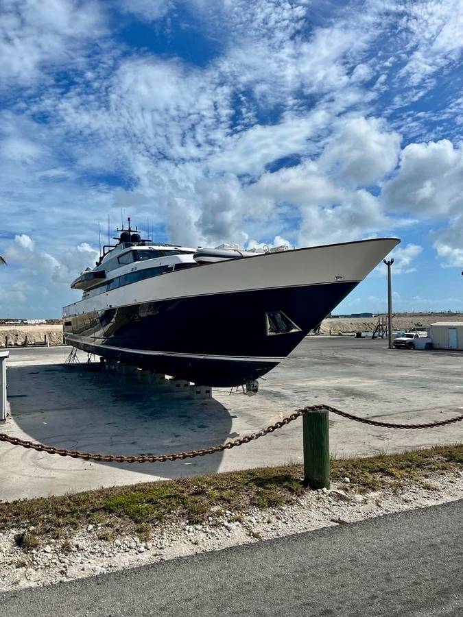 1991 120’ Mefasa Yacht for sale in miami