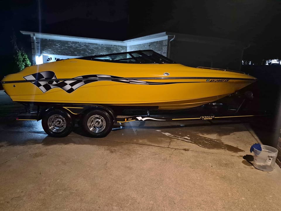 2001 crownline 202br for sale in Louisville, KY