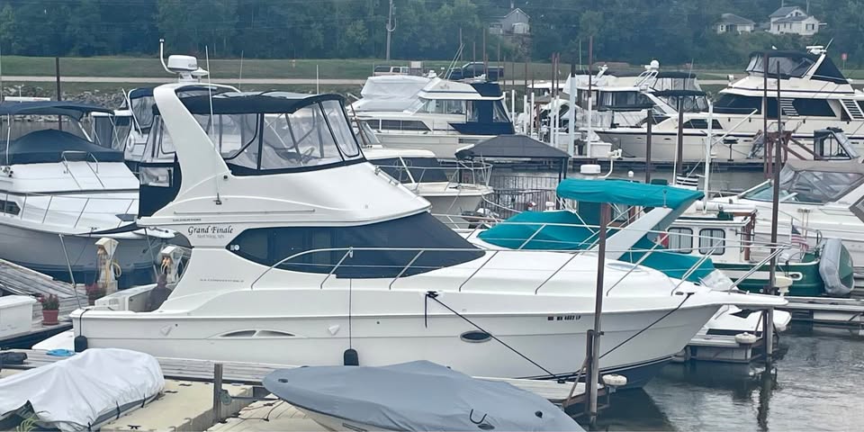 2006 Silverton 34 Convertible for sale in Red Wing, MN