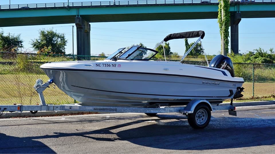 2025 Bayliner vr4 bowrider ob 18’ for sale in Leland, NC