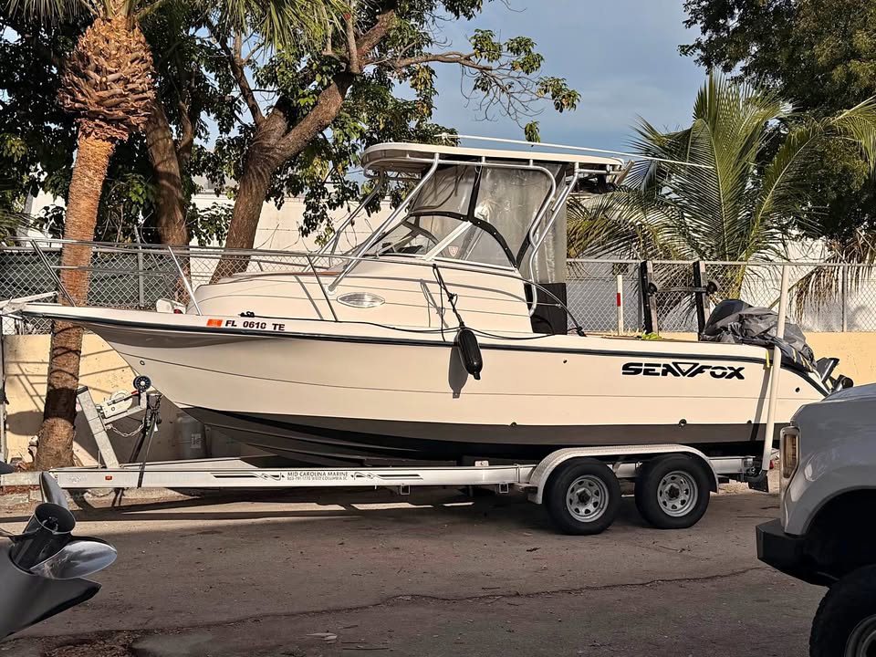 Seafox 2003. 23 Ft for sale in Fort Lauderdale, FL