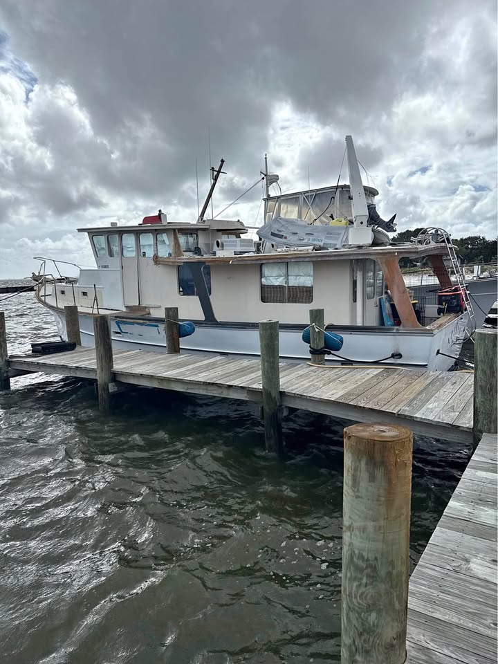 44 ft whitholtz trawler for sale in Titusville, FL