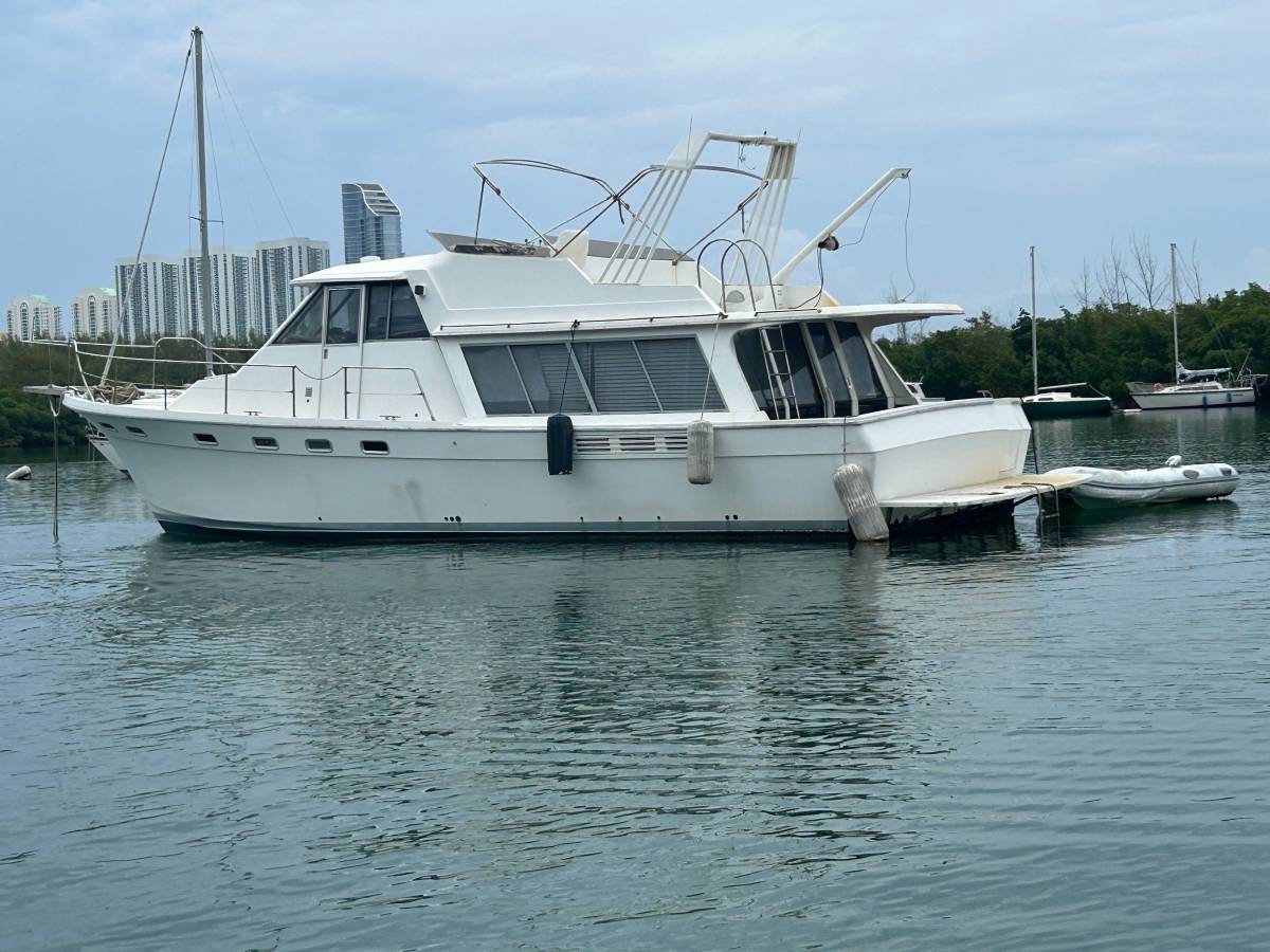 1988 45’ Pilothouse Livaboard/ Running Diesels/ cheap for sale in Hollywood
