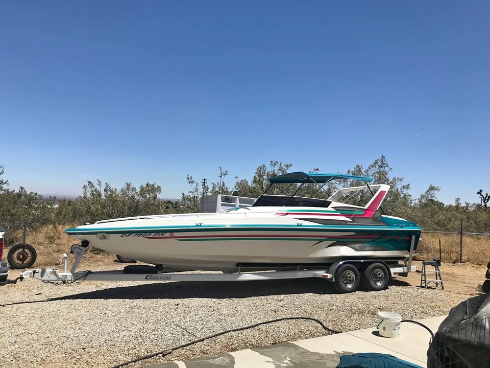 1999 carrera 270 cyclone boat for sale in Los Angeles, CA