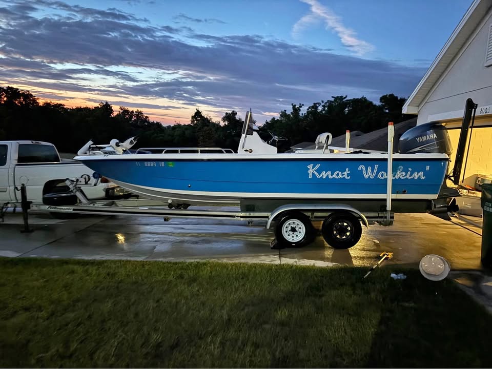 Century 2101 bay boat for sale in Leesburg, FL