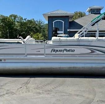 2004 AquaPatio 240RE for sale in Clarklake, MI