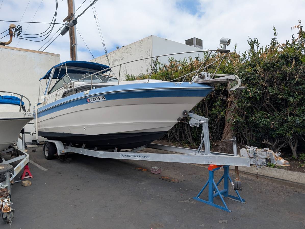 1987 Sea Ray Sundancer 26' for sale in Orange
