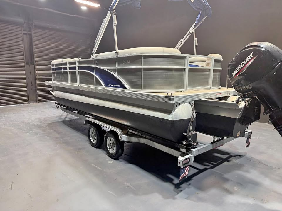 2023 Bennington Pontoons 22 ssr tritoon w/ mercury 150hp for sale in Cartersville, GA