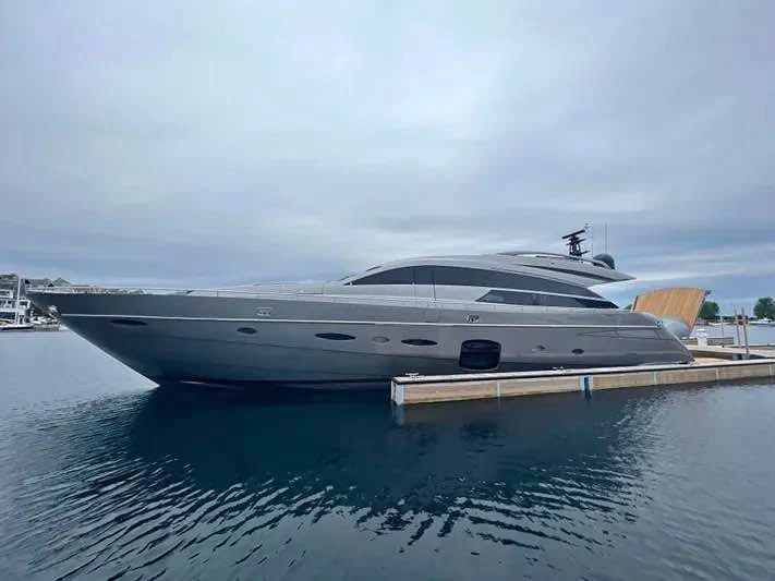 2017 Pershing 92 Motor Yacht- LIKE NEW!!! for sale in Grand Haven, MI