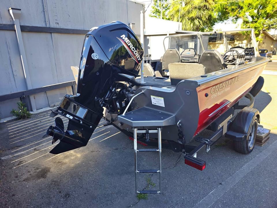Crestliner 1750 Superhawk for sale in Modesto, CA