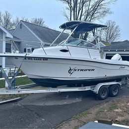 2006 Seaswirl Striper 2101 Walkaround – Evinrude 175 Hp, Loaded – Turn Key w/ winter storage for sale in Danvers, MA