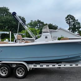 2021 Sea Hunt 219 with low hours. for sale in Ladson, SC