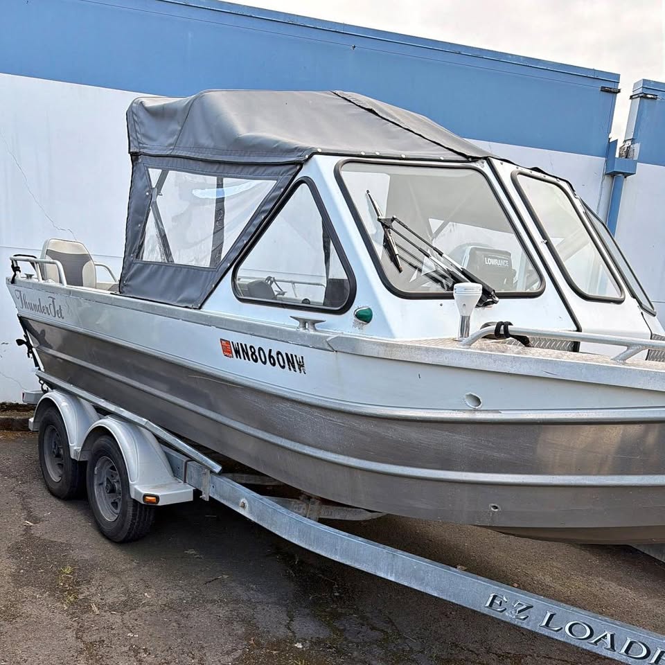 2006 Thunder Jet Luxor 19' for sale in Portland, OR