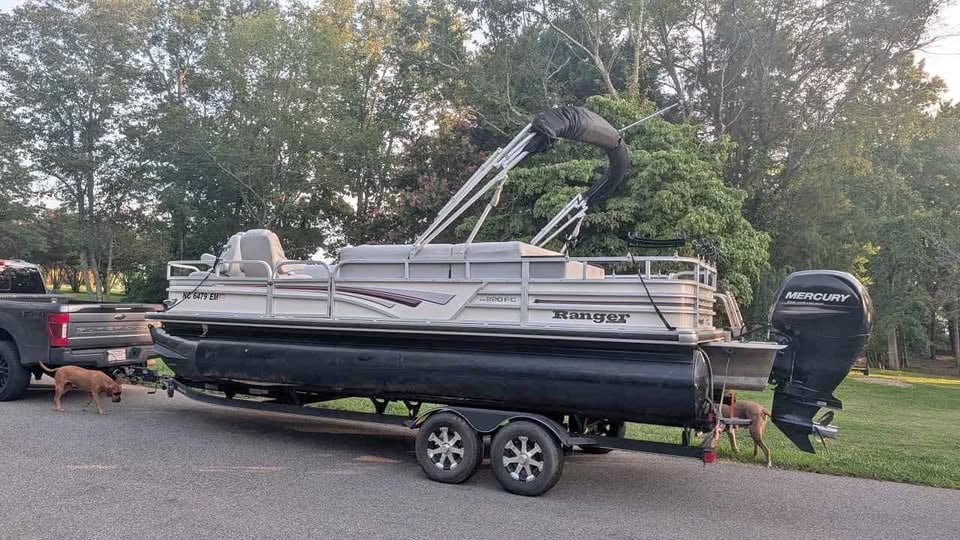 2017 Ranger Reata 223FC Pontoon for sale in Lexington, NC