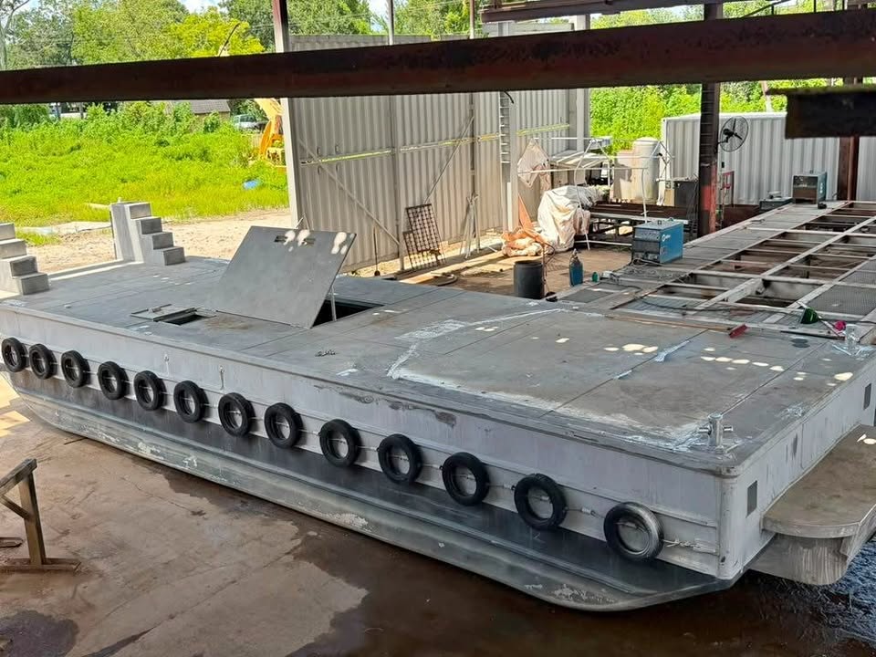 40’ x 12’ x 5’ Aluminum Barge with double bottom tanks for sale in Morgan City, LA