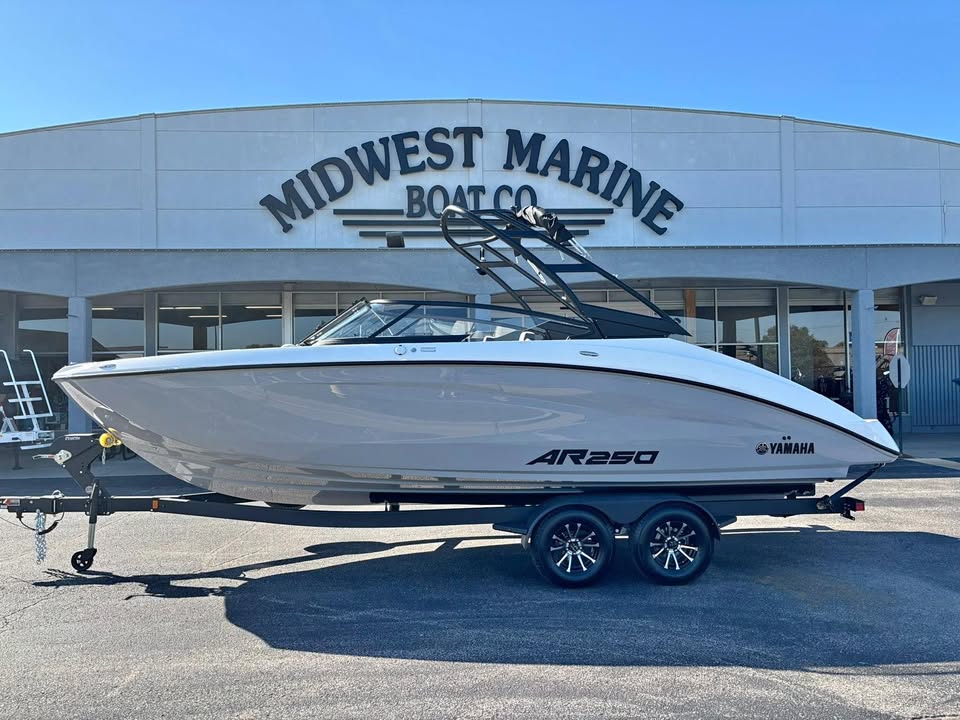 2027 YAMAHA JET AR 250 for sale in Grandview, MO
