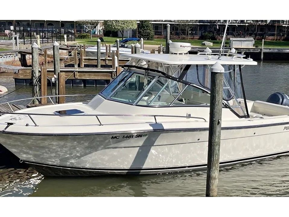 2004 Pursuit 2670 Denali LS for sale in Chesterfield Twp, MI