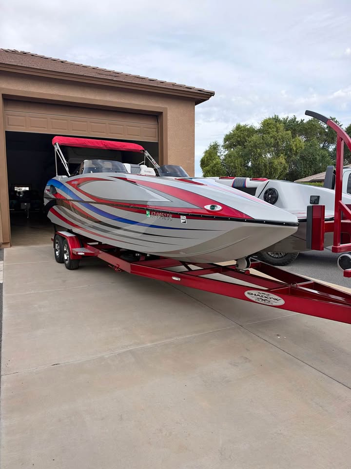 2020 Domn8er 25’ deck for sale in Queen Creek, AZ