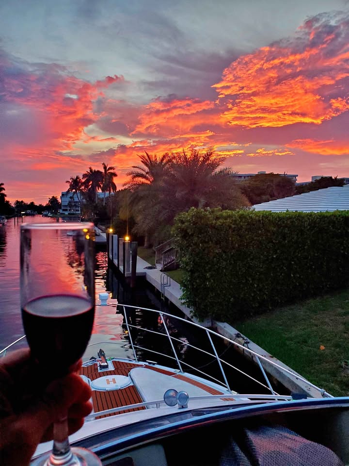 2001 Carver yacht 41Ft for sale in FL