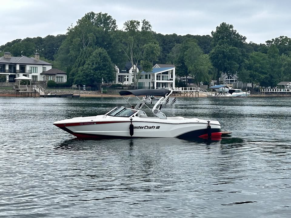 2018 Mastercraft XT25 Prem Audio Dual Screens Ilmor 6000 GDI for sale in Charlotte, NC