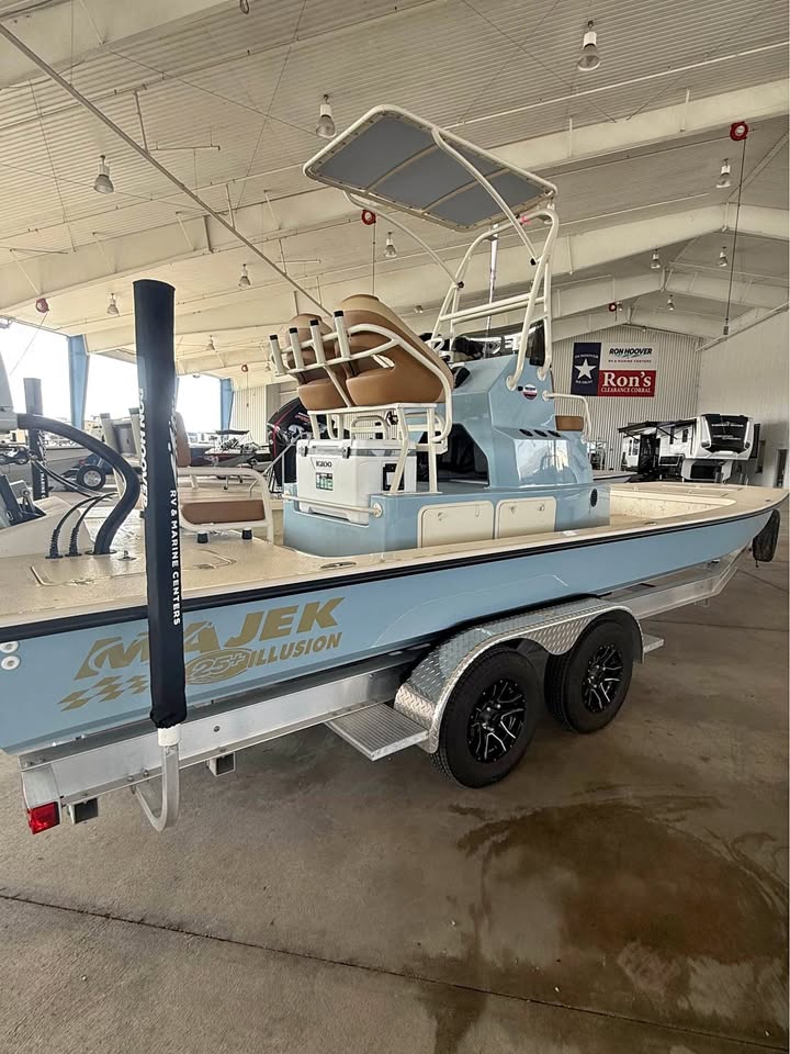2027 Majek 25 Illusion for sale in Houston, TX