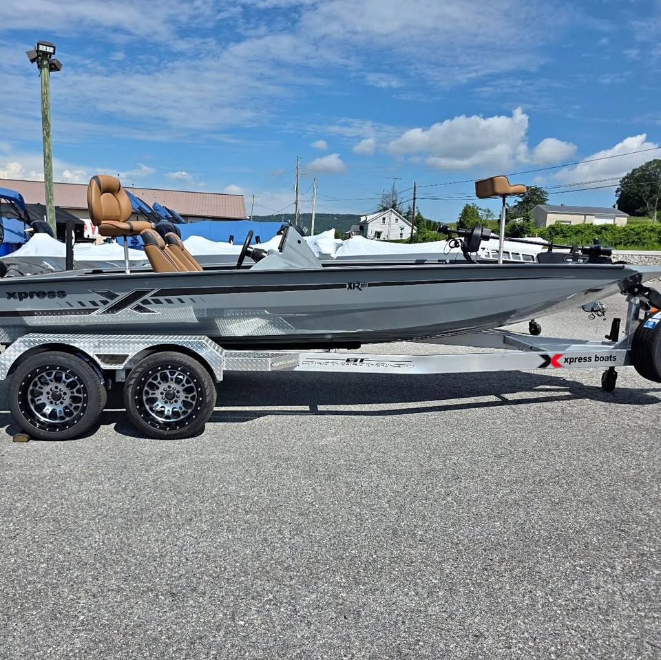 2027 Xpress XR21 Bass Boat, Yamaha Vmax 250 SHO for sale in Spring Grove, PA