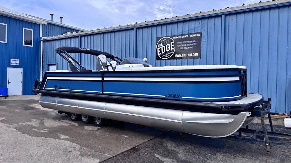 2027 Viaggio Lago Z24 Q Tritoon for sale in Portage, MI