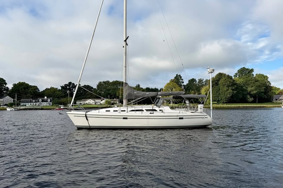 1998 Catalina 380 for sale in Barrington, RI