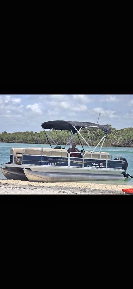 2022 Sun Tracker 20' Pontoon for sale in Port Charlotte, FL