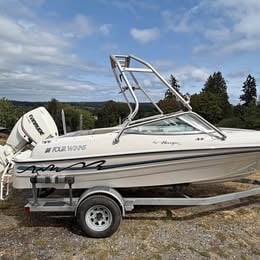 2002 Four Winns 180 for sale in Clinton, WA
