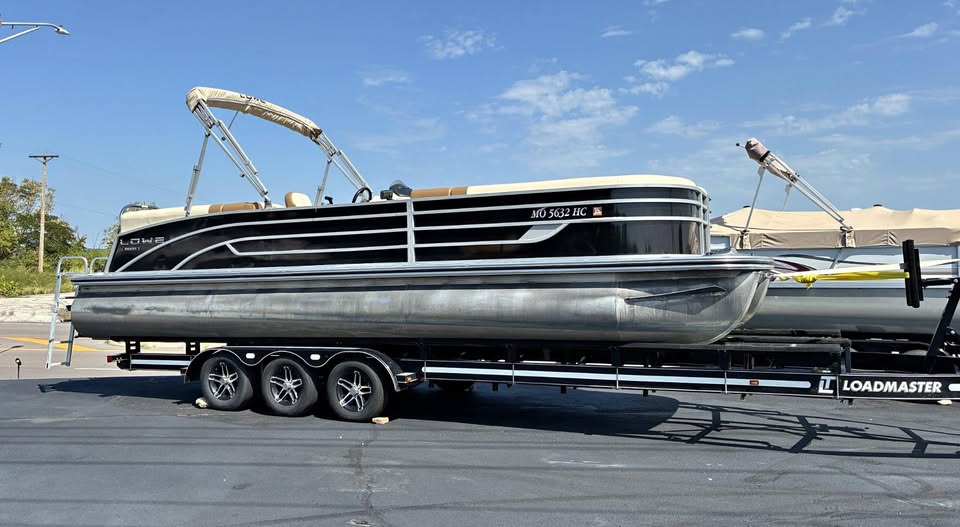 2022 Lowe ss270 for sale in Lake Ozark, MO