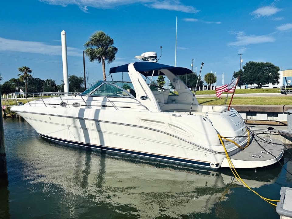 2003 Sea Ray 410 Sundancer - Diesels for sale in Seabrook, TX