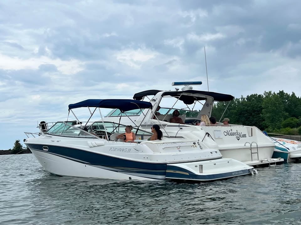 2006 Fourwinns Sundowner 285 for sale in Chardon, OH