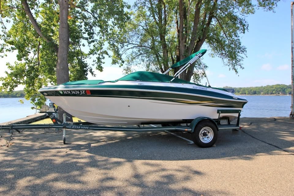 2006 Four Winns 200 Horizon for sale in Hudson, WI