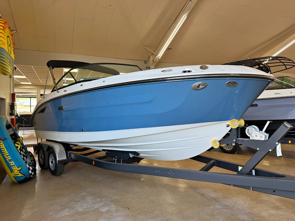2026 Sea Ray 250SDX 25' Deck Boat for sale in Antioch, IL