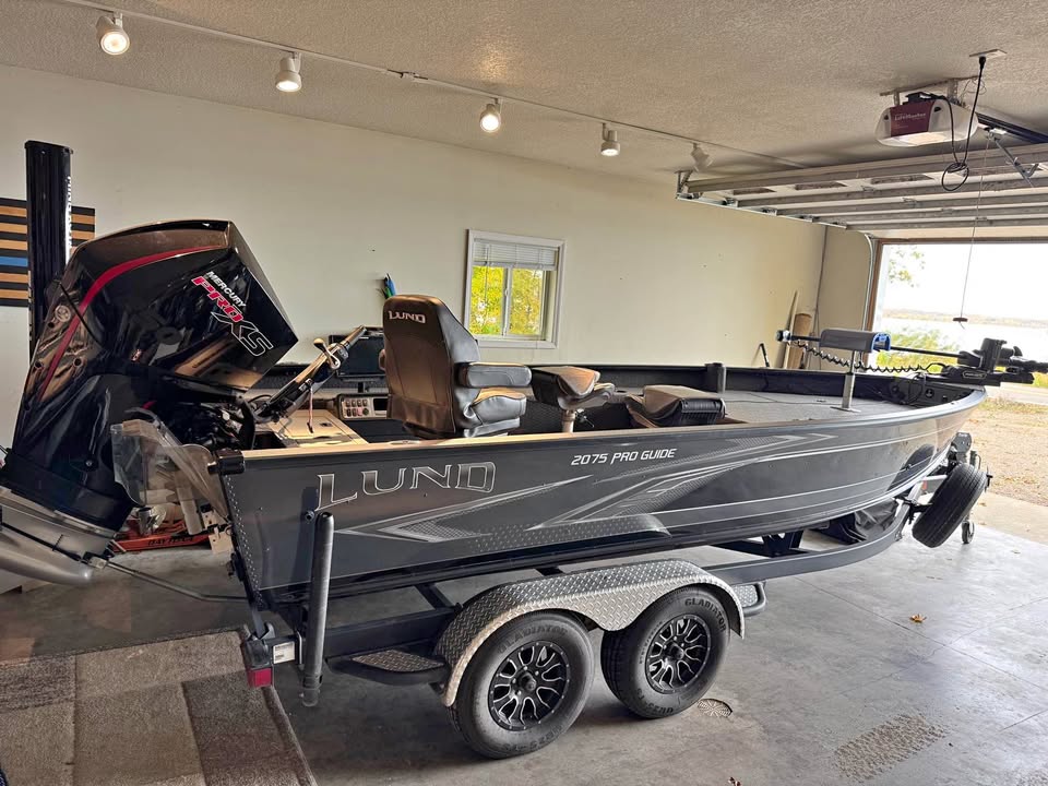 2022 Lund 2075 Pro Guide for sale in Minneapolis, MN
