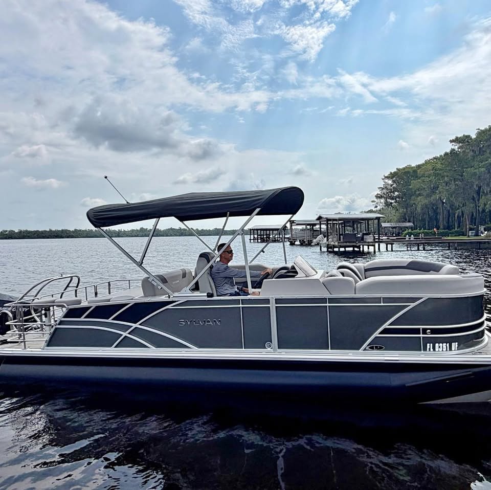 2022 Sylvan L-3 DLZ Bar for sale in St Augustine, FL