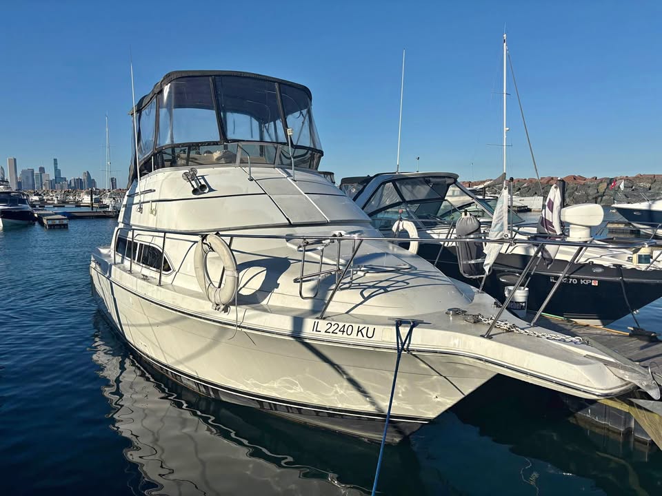 1997 Carver 310 santego for sale in Riverside, IL