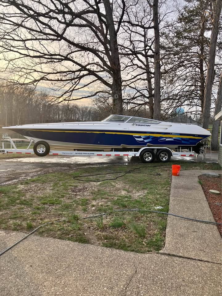 Fountain 35 lightning for sale in Sellersburg, IN