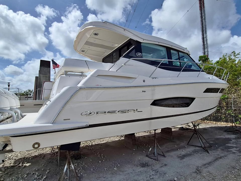 2026 Regal 38 XO for sale in Pompano Beach, FL