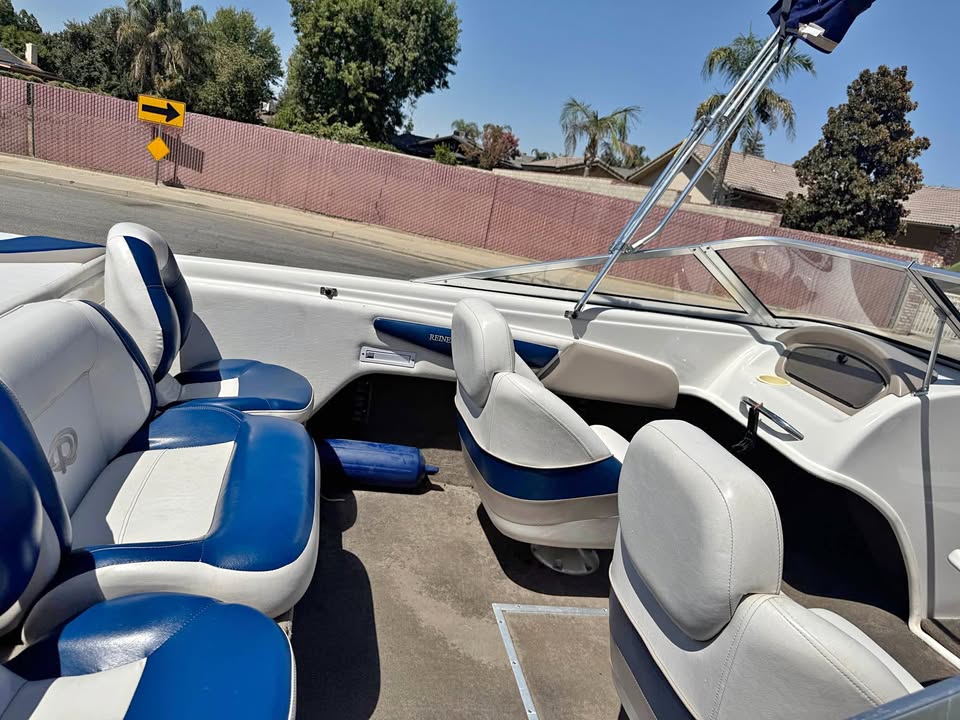 2004 2004 reinell bowrider for sale in Bakersfield, CA
