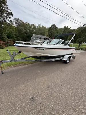 1997 Boston Whaler Dauntless 17’