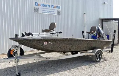 2026 Xpress HD 16DBX w Yamaha 50
